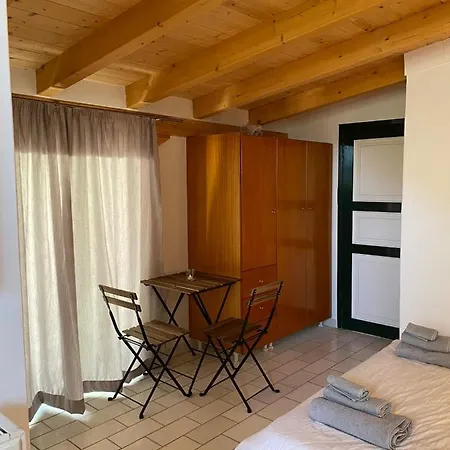 Studio Apartments *